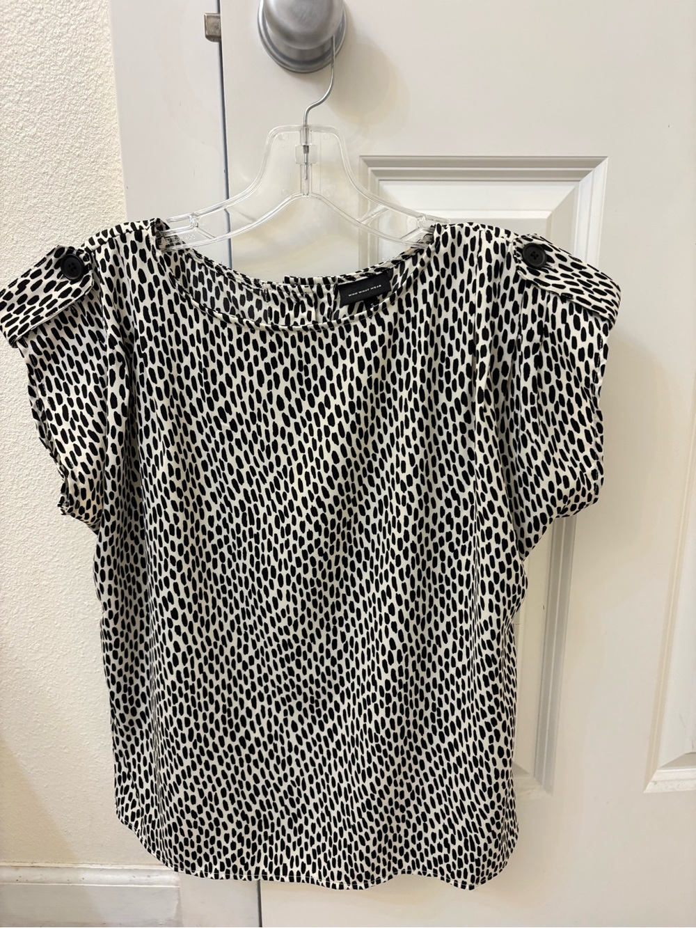 Who What Wear Black and White Printed Cap-Sleeve Blouse